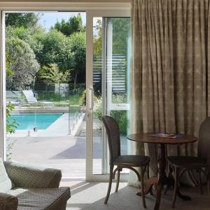 Westwood Country House, Studio Apartment, Greytown