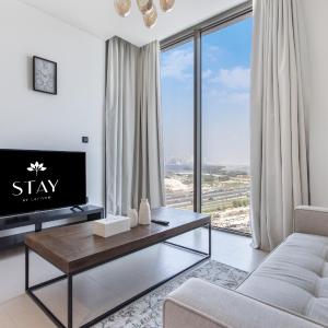 STAY BY LATINEM Luxury 1BR Holiday Home CV B1311 near Burj Khalifa