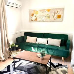 Charmant Studio