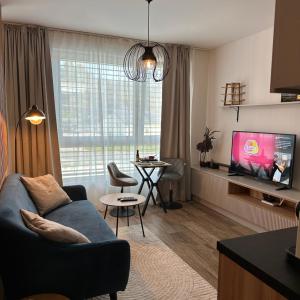 Elegant apartment with garage parking
