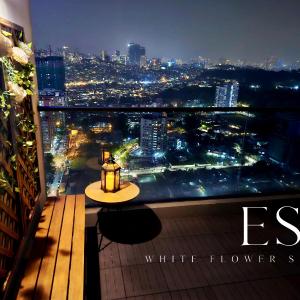 Scenic Garden Balcony EST Bangsar Studio for 2