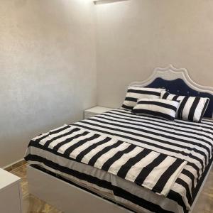 Chic Stay near Oasiria