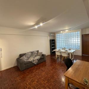 Paseo La plaza Apartment