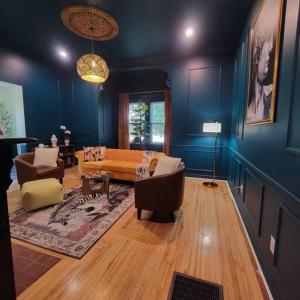The Victorian Suite