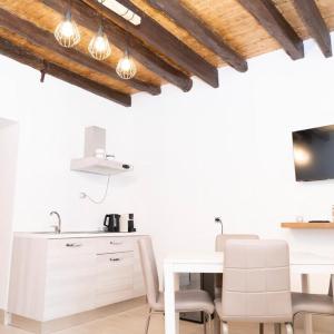 Politeama Apartment Home