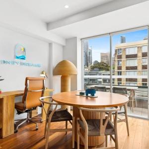 Mini Penthouse by Sydney Dreams