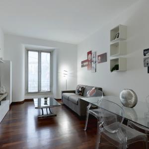 Cadorna CityView Flat - Strategic position in the middle of the Square