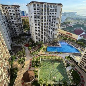 Extremeli Suites