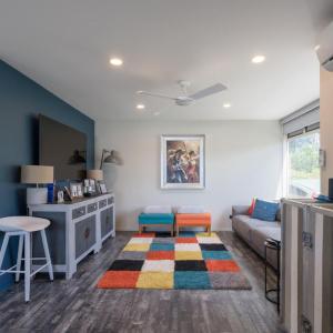 Waterfront Townhouse Retreat
