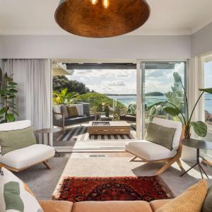 Stunning Luxury Apt with Panoramic Ocean Views and Spa