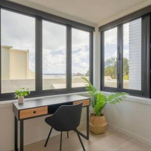 Gorgeous Orakei Home by Furnished Rentals