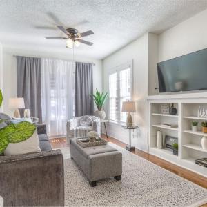 Carson Flats Apt #1 | 1BR • Near BOK• OSU Med•Dtwn