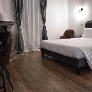 Roma Chic Cattolica Gemelli