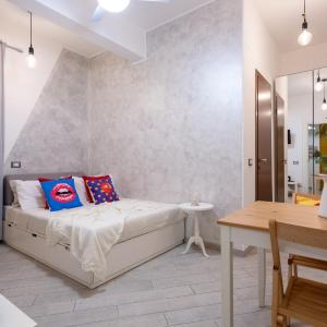 Stanza Comoda e Silenziosa con Bagno Privato e Area Lavoro e Relax