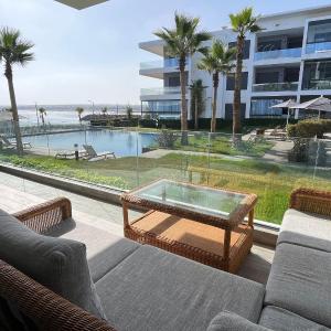 Sea view apartment