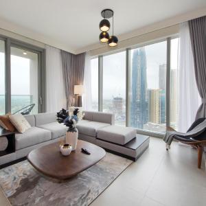 Downtown Luxury - Stunning 2BHK with Sea view in Forte towers, Downtown