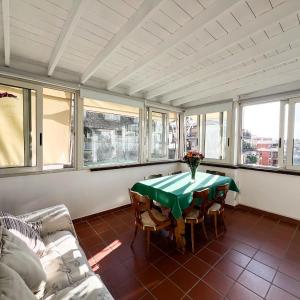 BaccaLia Home