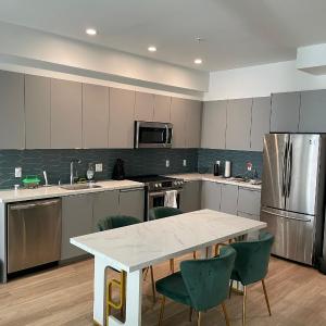 Heart of Koreatown - New, Modern, Cozy, Fully Furnished Vibrant Studio