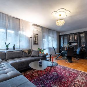 Spacious 3-BR Central Retreat by BulgarianHomes