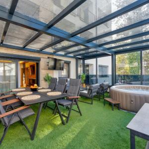 MEDVEDOV DOM Apartman sa VELIKOM terasom 34m2