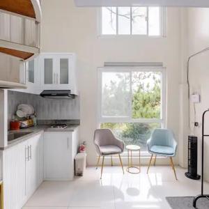 Minimalist Loft 107