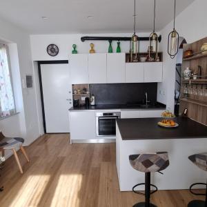 Evergreen House - Japartments