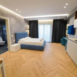 2 Steps from city center apt 3 4