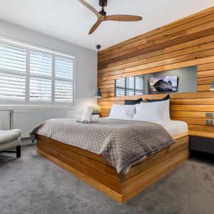Jindy Snowy Mountains Retreat