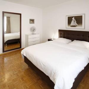 Executive 2BD flat city center - near FIFA - Wille 2