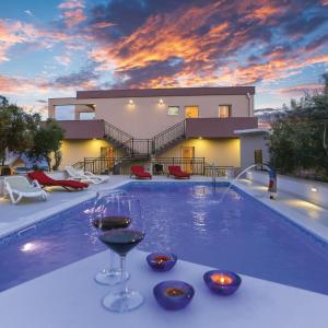Amazing Home In Kastel Stafilic