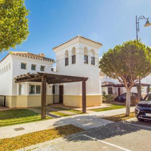 2 Bedroom Lovely Home In Roldan