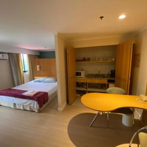 Apto dentro de hotel, Rua Tuim 18