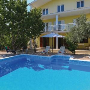 Awesome Home In Kastel Novi With Wifi