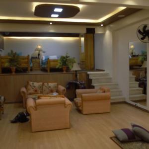 Private Secured Studio Near Pyramids Street