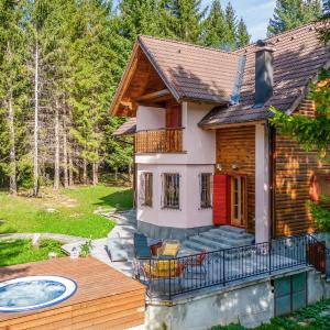Stunning Home In Mrkopalj With Sauna
