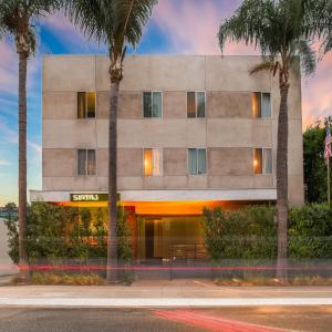 SIRTAJ – Beverly Hills