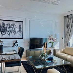 Modern Luxury 2BR Apartment
