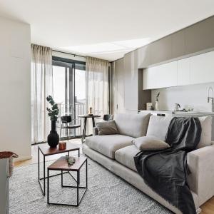 Serrat - 1 bedroom and office in Poblenou