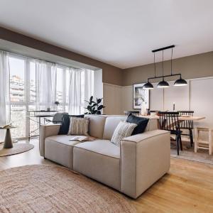 Loja - 2 bedrooms in Sant Antoni