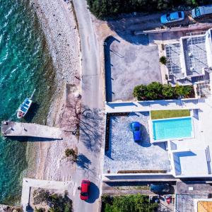 Awesome Home In Kuciste With Wifi