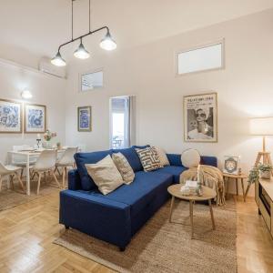 Magnificent 3BR with Balcony by Dohany Synalogue