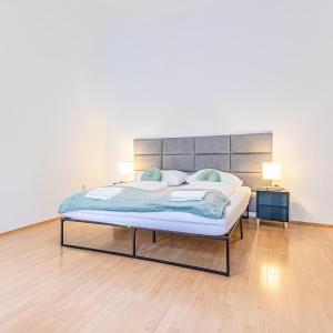 City-Linked 2BR Apartment Near Wiener Stadthalle