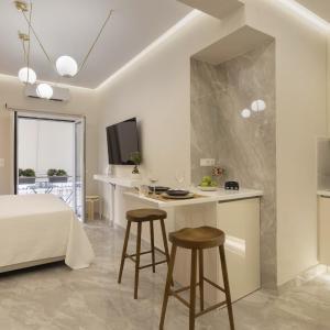 Elegant minimal studio in Kerameikos