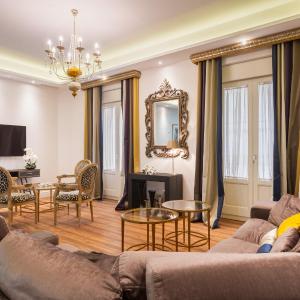 Centro Luxe 3 Rooms