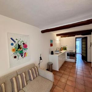 Historic Old Town Apartment