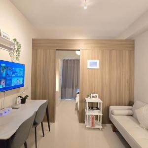 1BR Condotel with Balcony at FAME Residences #FM56