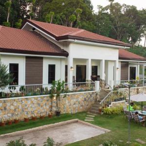 Maria Heights