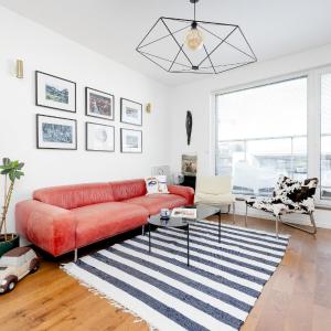 Modern & Stylish Apartment with Balcony Warsaw by Noclegi Renters