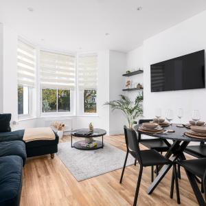 2 bed Flat 10 min from Notthing Hill!
