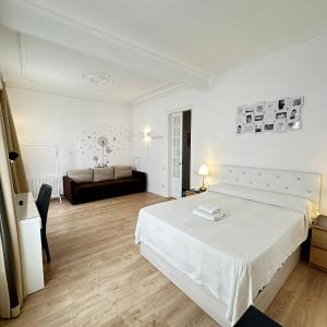 Flor rooms